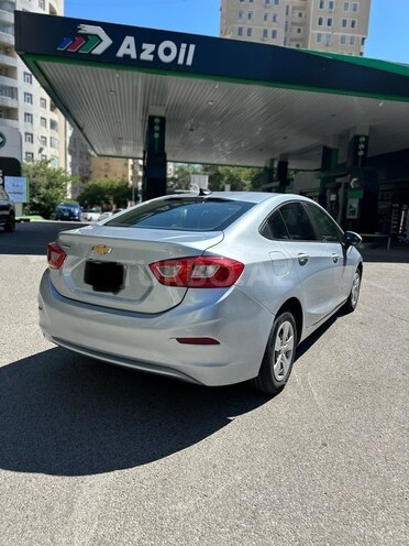 Chevrolet Cruze-6