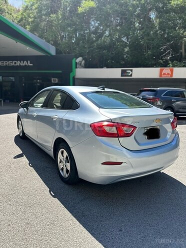 Chevrolet Cruze-5