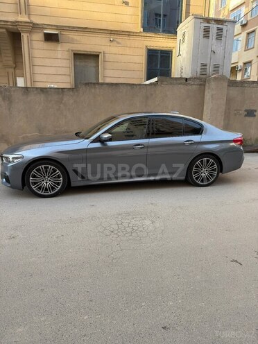 BMW 530e-4
