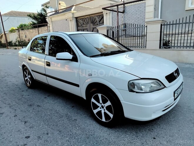 Opel Astra-11