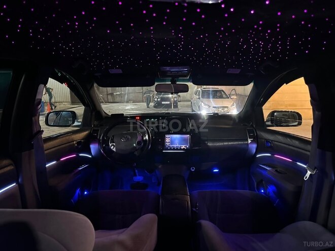 Toyota Prius-14