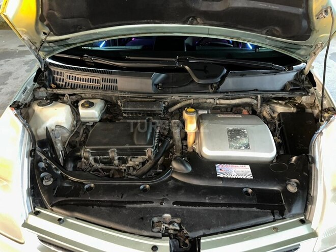 Toyota Prius-16