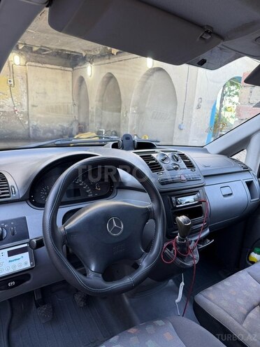 Mercedes Vito 111 CDI-10
