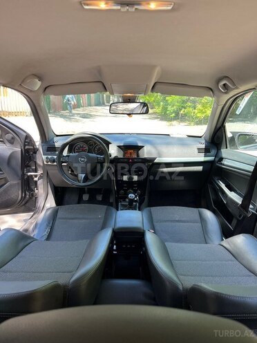 Opel Astra-7