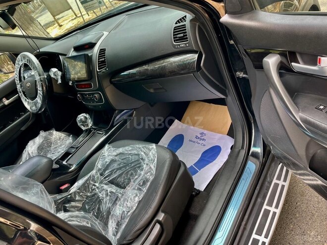 Kia Sorento-12