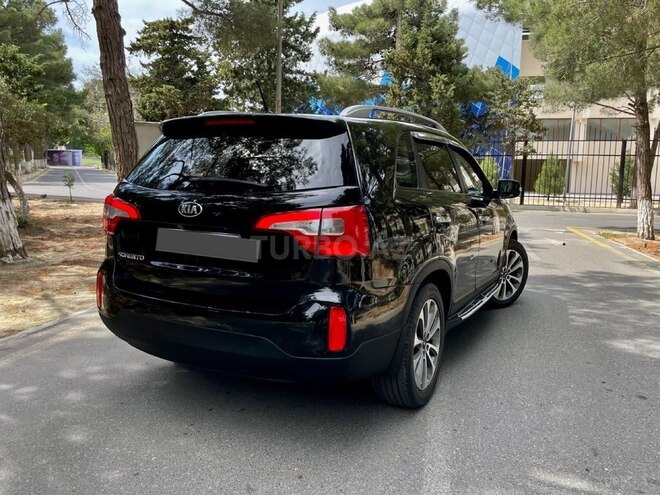 Kia Sorento-8