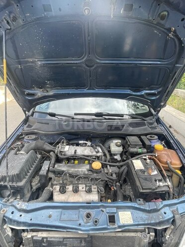 Opel Astra-2