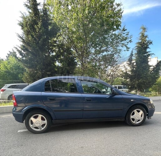 Opel Astra-12
