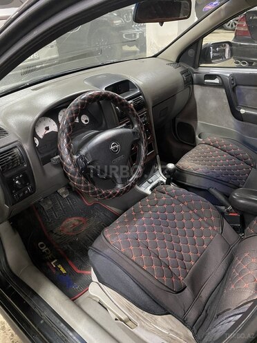 Opel Astra-7