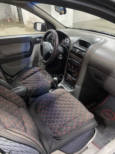 Opel Astra-9
