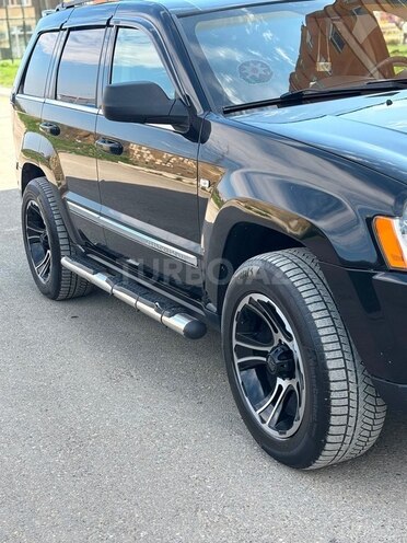 Jeep Grand Cherokee-3