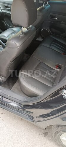 Chevrolet Cruze-11