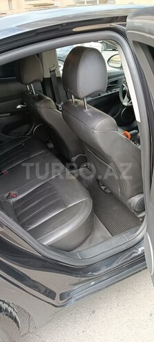 Chevrolet Cruze-10