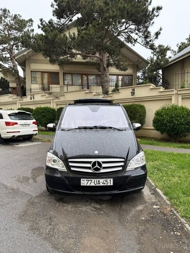 Mercedes Viano-1