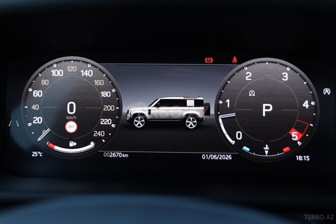 Land Rover Defender-21