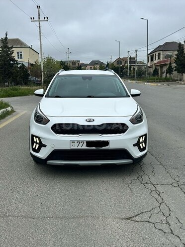 Kia Niro-1