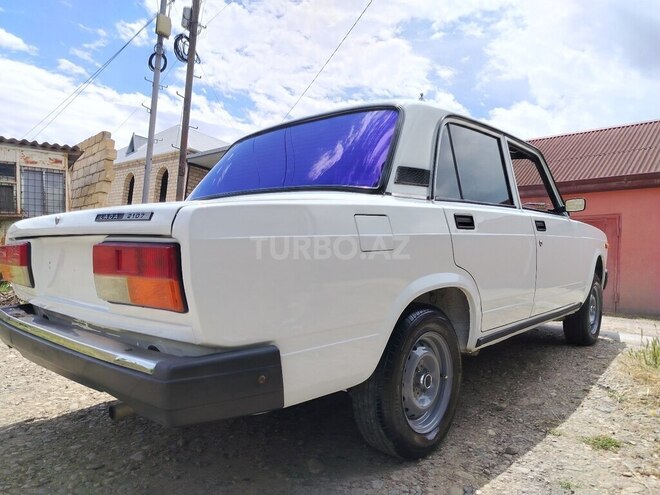 LADA (VAZ) 2107-5