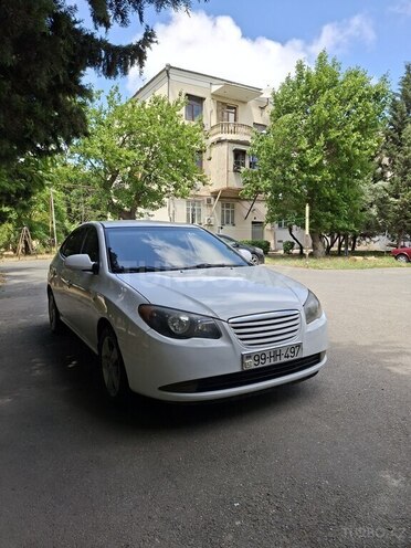 Hyundai Avante-3