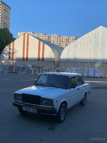 LADA (VAZ) 2107-1