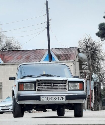 LADA (VAZ) 2107-1