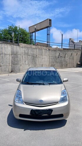 Toyota Prius-2