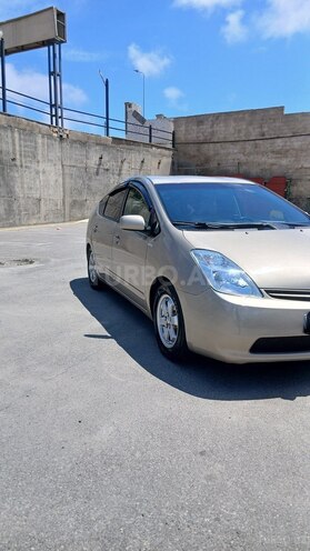 Toyota Prius-9