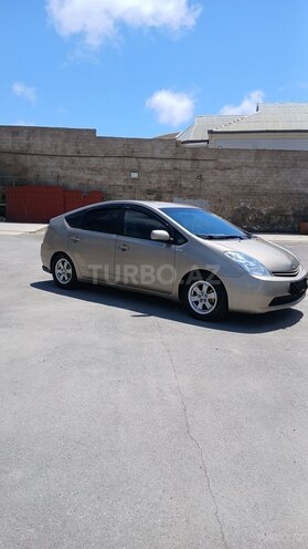Toyota Prius-11