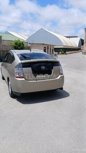 Toyota Prius-17