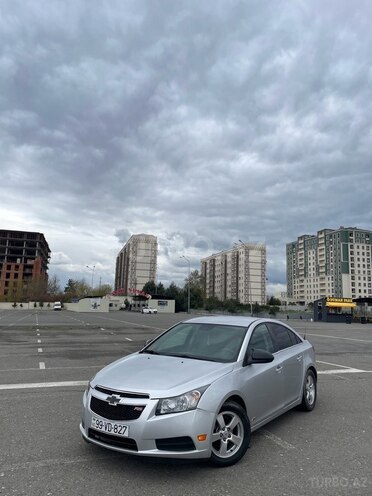 Chevrolet Cruze-10