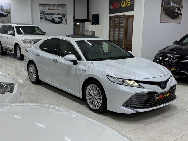 Toyota Camry-7