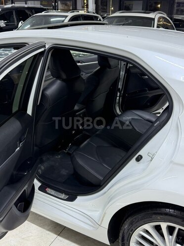 Toyota Camry-19