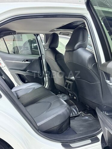 Toyota Camry-22