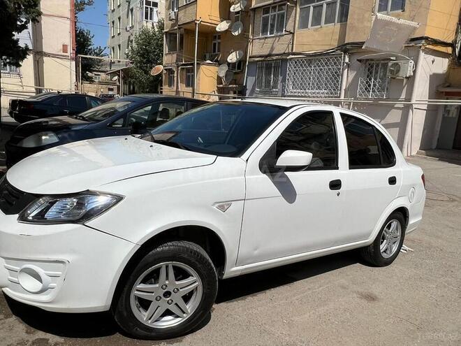 Saipa Saina-8