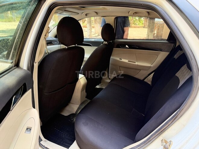 DongFeng Aeolus S30-11