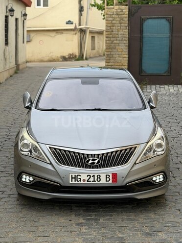 Hyundai Grandeur-1