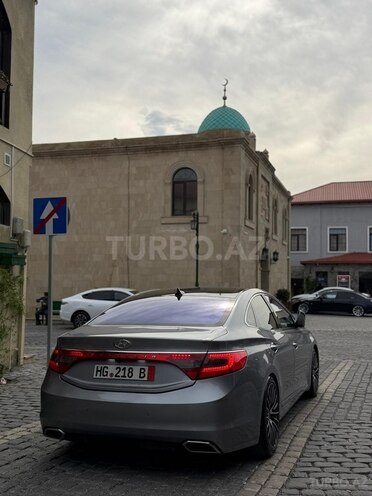 Hyundai Grandeur-8