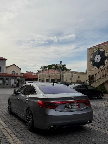 Hyundai Grandeur-9
