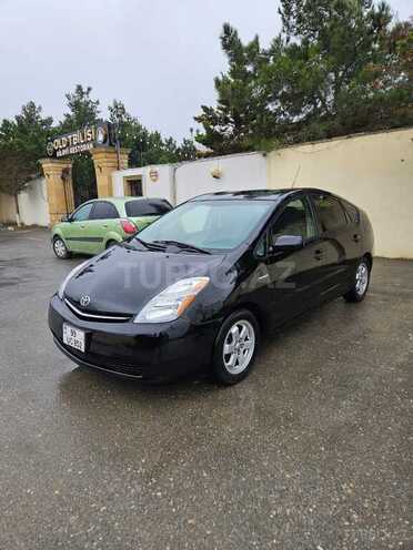 Toyota Prius-4