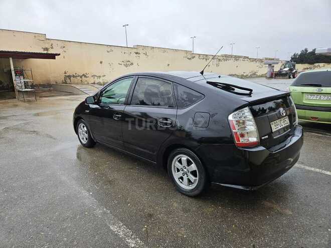 Toyota Prius-3