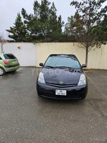 Toyota Prius-2