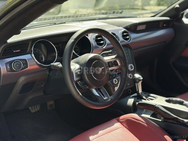 Ford Mustang-10