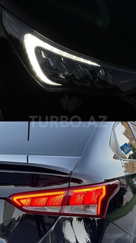 Hyundai Accent-16