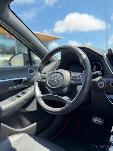 Hyundai Sonata-9