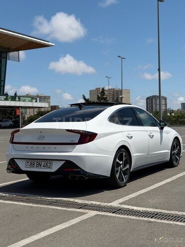 Hyundai Sonata-5