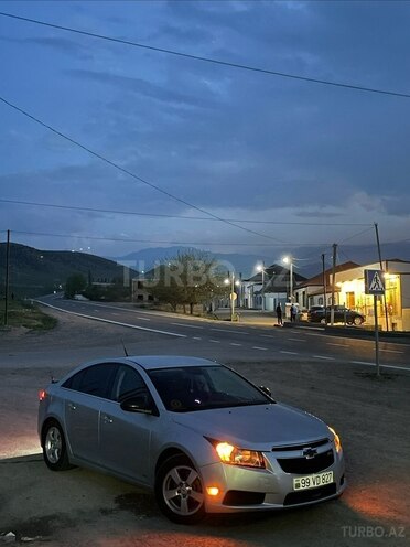 Chevrolet Cruze-2