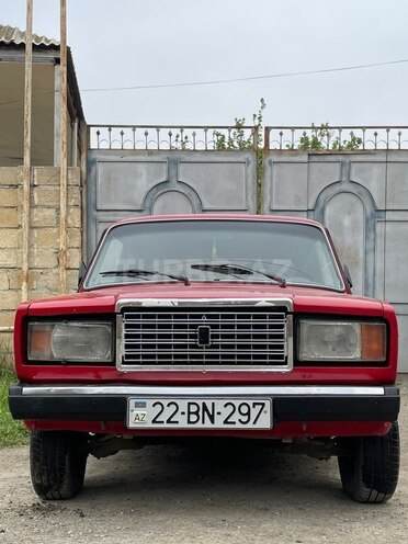LADA (VAZ) 2107-1