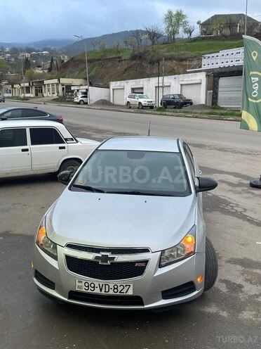 Chevrolet Cruze-14
