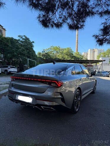 Kia K5-10