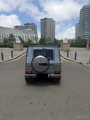 Mercedes G 400-2