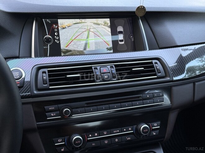 BMW M5-11